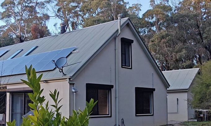 Blackheath Casa | Luxury Bushland Retreet with Spa, Sauna & Fireplace - Eagle's Nest Blackheath
