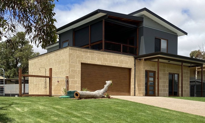 Sellicks Beach Casa | Luxury BY THE Beach