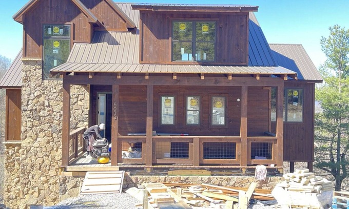 Walland Cabina | Luxury Cabin W/ Indoor Pool | Game Room | Outdoor Fireplace