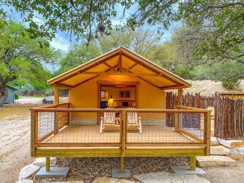 Ingram Otro | Luxury Cabin, with Hot-Tub Access in Ingram, Texas for Relaxing Weekends Away