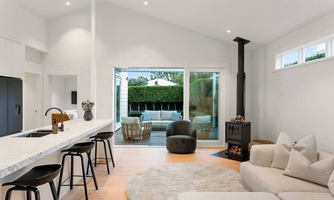 St. Mary's Bay Villa | Luxury Central Villa with Spa Pool, Prime Location