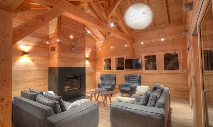 Les Carroz-d'Araches Chalet De Esquí | Chalet excepcional en el centro de Les Carroz, sauna, billar, 8 baños.