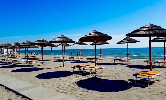 Lido degli Estensi Chalet De Esquí | Luxury Chalet near the sea! (no: 722)