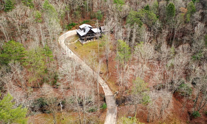 Cherry Log Chalet De Esquí | Luxury chalet with pool