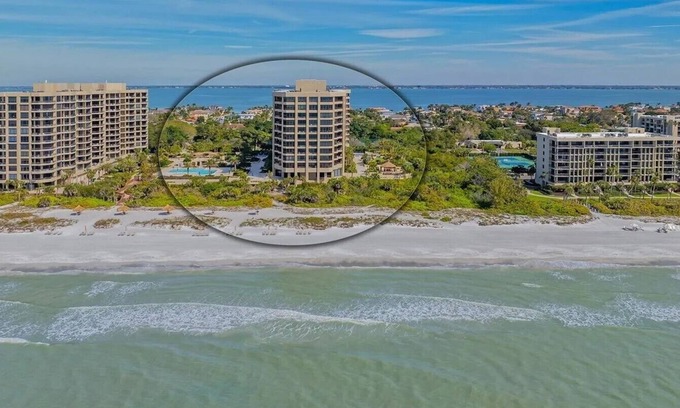 Longboat Key Condominio | Luxury Coastal Escape in Longboat Key, Florida-Beachfront Condo for Rent!
