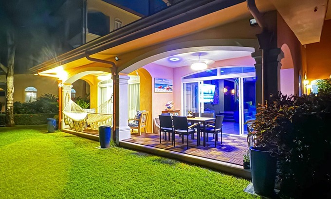 Herradura Apartamento | Luxury Condo at Los Sueños Resort & Marina