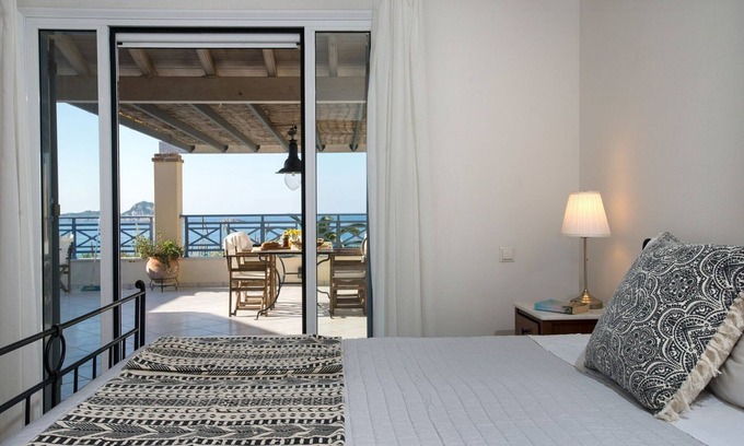 Arillas Villa | Luxury Corfu Villa | 3 Bedroom Villa | Sea View | Private Pool | Arillas