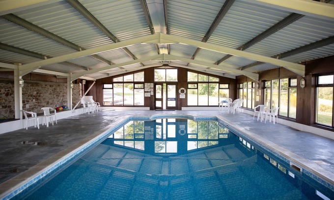 Bude Cabaña | Luxury Cottage With Indoor Swimming Pool In Stunning Rural Location Near Ocean