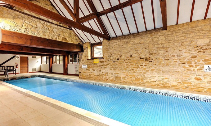 Craven Arms Cabaña | Casa de lujo con piscina y tenis, Sin depósito