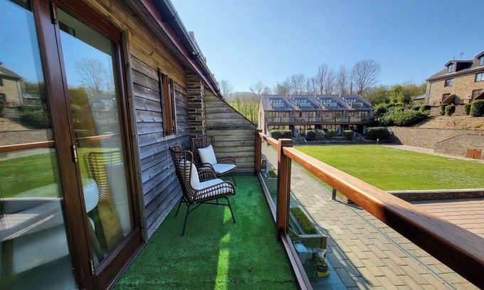 Totnes Casa | Luxury Dog Friendly Cottage - Golf & Spa Breaks