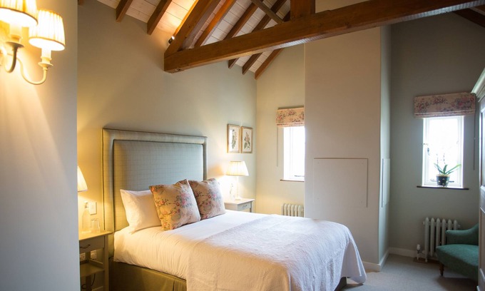 Edington Cama Y Desayuno | Luxury Double Ensuite Priory at The Three Daggers