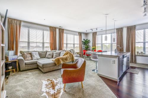 Gaithersburg Apartamento | Luxury Downtown Crown Apartment
