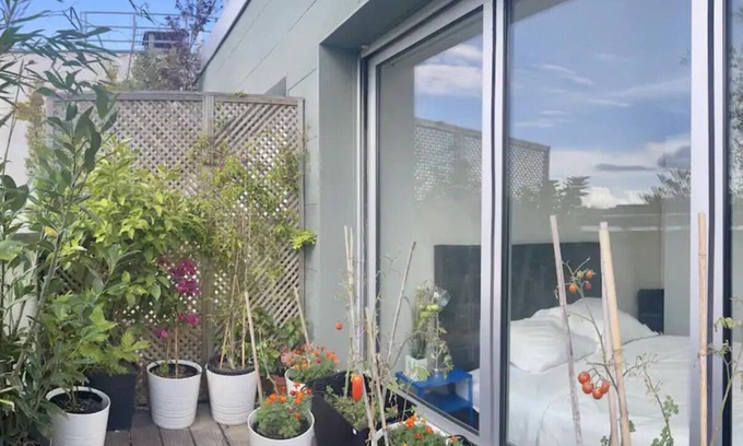 Boulogne-Billancourt Condominio | Luxury Eiffel View High Tech Modern 2BR & 2 patio