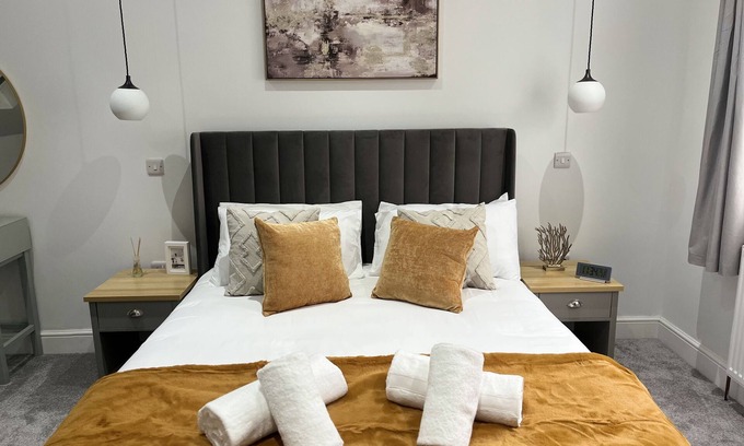 East Ham North Casa | Luxury Ensuite Room in London(Parking on Premises)