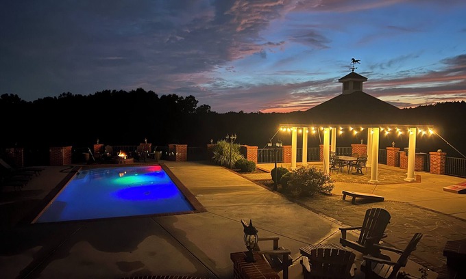 Darnestown Otro | Luxury Equestrian Estate on 110 Acres, Surrounded by State Park, 45 Min to DC