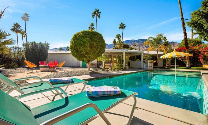 Sunmor Casa | Escapade - Pool & WiFi