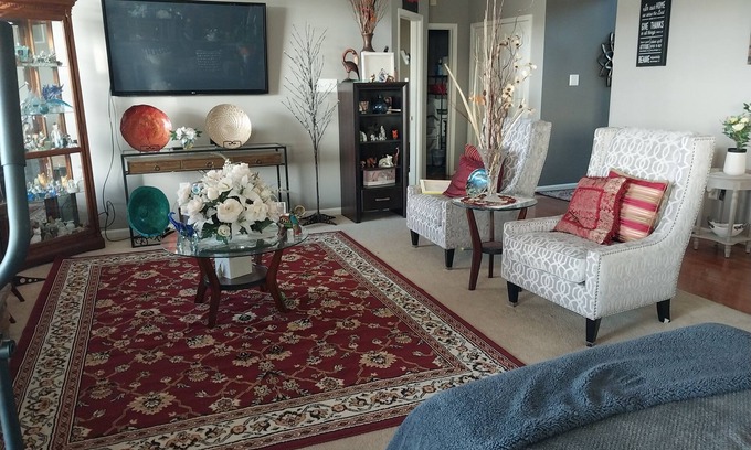 Westminster Casa | Luxury Escape– 4BR, 3.5BA Executive Home with Gym, Sauna, Office & Entertainment