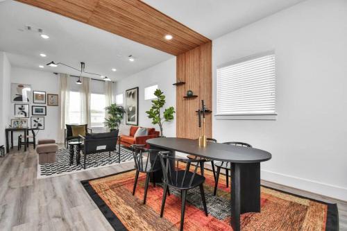 OST - South Union Casa | Luxury Escape at HTX Med Center!