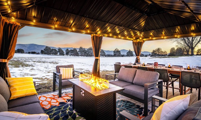 Elkton Casa | Luxury Estate with Mountain View and Privacy