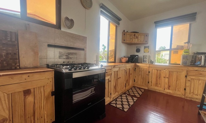 Noord Casa | Luxury European-Surinamese style upstairs apartment with large terrace.