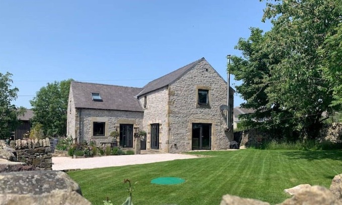 Over Haddon Cabaña | Luxury Family home in Countryside