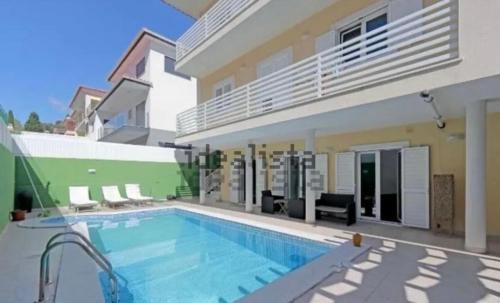 Oeiras Casa | Luxury Family suite for 5