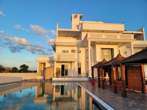 Sanganer Casa | luxury farmhouse 2