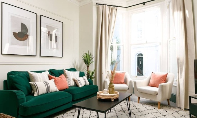 Barbican Casa | Luxury for 2024, Central Plymouth Home for 10