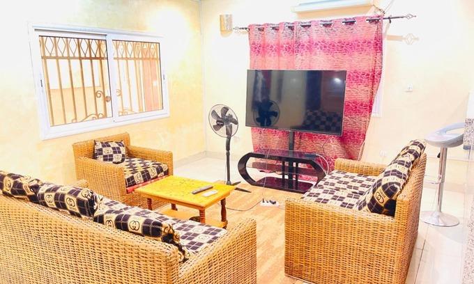 Bamako Casa | HABITACIÓN ESTÁNDAR AMUEBLADA