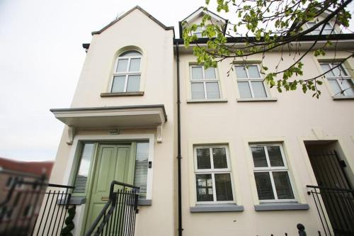 Londonderry Apartamento | Luxury Townhouse: L/Derry City BT48 7JX