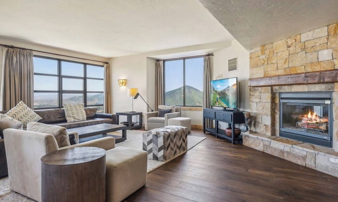 Park City Apartamento | Luxury Grand Summit Hotel Penthouse (Ski-in/Out) w Private Sauna