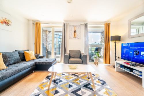 Greenwich West Apartamento | Luxury Greenwich 2Bed 2Bath Apt - Sleep 6 Guest- 1 min from station - close to Greenwich Maritime- Playstation provided