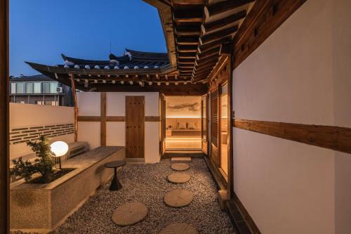 Gahoe-dong Apartamento | Luxury Hanok Moonlight Hill
