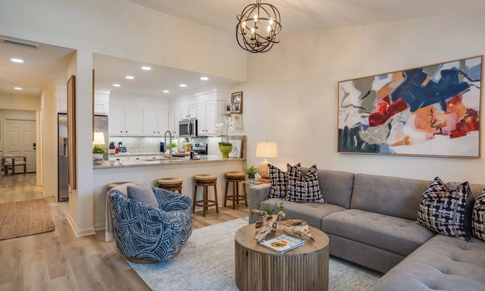 Tallahassee Condominio | Luxury Haven - Renovated w/ Abundant Amenities