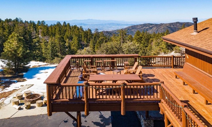 Pine Cove Cabina | Cabaña de lujo en la cima de la montana en 4. 5 acres con excelentes vistas