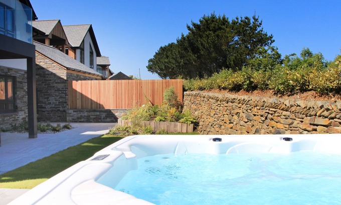 St Merryn Casa | Luxury holiday home with hot tub