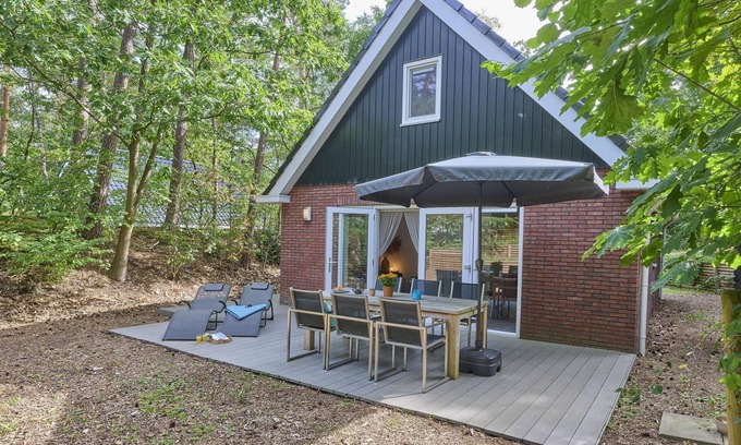 Nunspeet Casa | Luxury holiday home in a quiet forest park