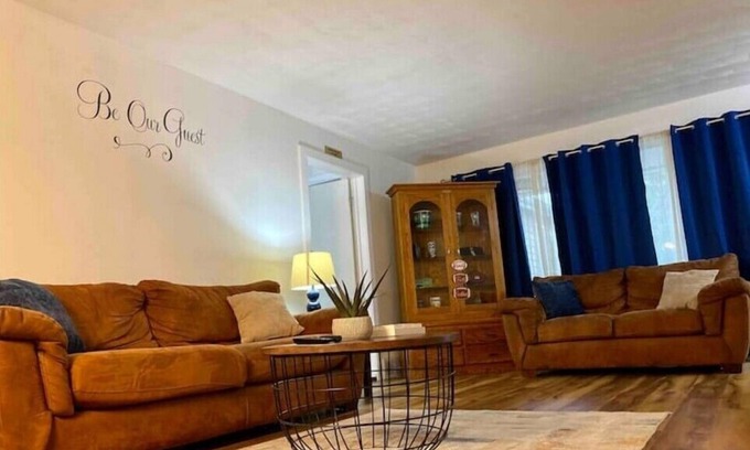 Wooded Estates Casa | Luxury Home near Notre Dame w/Arcade Room!