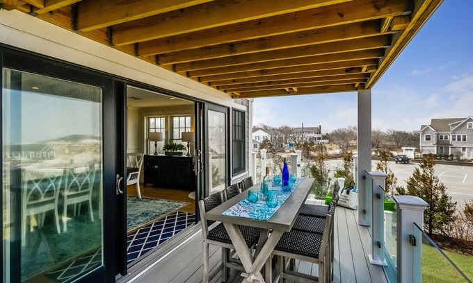 Dennis Casa | Luxury Home, Ocean views of Bayside Beach, AC, Mayflower Beach Dennis