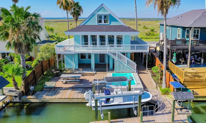City-by-the Sea Casa | Casa de Lujo En Canal