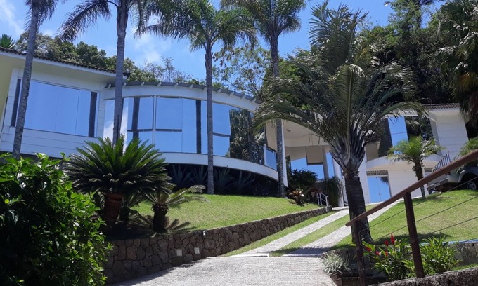 Praia Vermelha Condominio | Lujosa casa con magnificas vistas