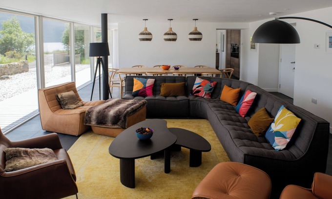 Ardelve Casa | Luxury house with stunning sea and mountain views