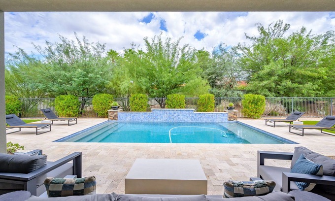 Pinnacle Peak Casa | Luxury in North Scottsdale sleeps 10