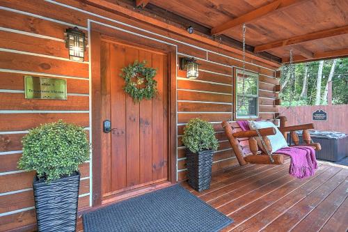Elizabethton Casa | Luxury in the Smokey Mountains Pet Friendly with Hot Tub