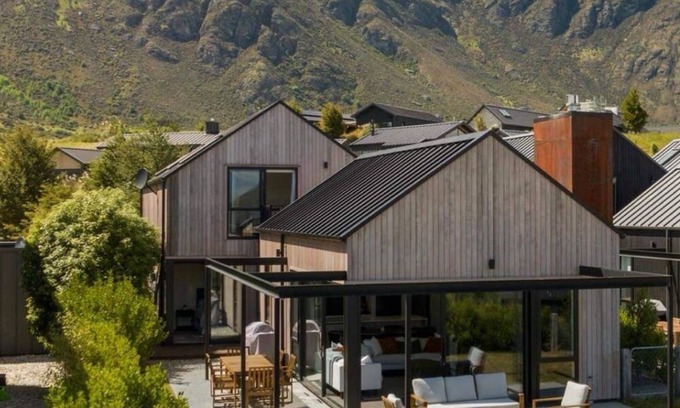 Jacks Point Casa | Luxury Jacks Point 3 Bedroom Ski home