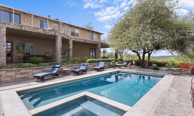 Templeton Casa | Luxury Living In Templeton Wine Country. Sleeps 16