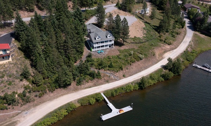 Coeur d'Alene Casa | Luxury Lake House With Private Dock & Water Toys