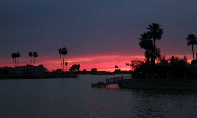Arizona City Casa | Casa de lujo frente al lago con pesca, golf, TV / Internet, Snowbirds Favorito