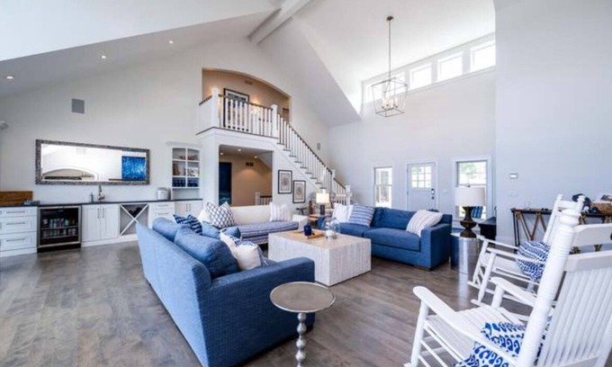 New Buffalo Casa | Luxury lakefront home w/ heated saltwater pool, cabana at top of beach stairs