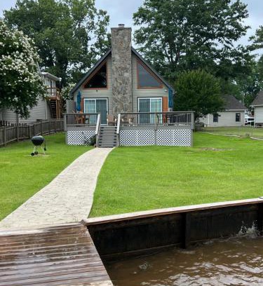 Milledgeville Casa | Luxury Lakefront property